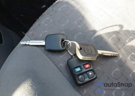 2003 Ford Focus Zx5 z USA, uszkodzony, nr VIN 3FAFP37343R186112